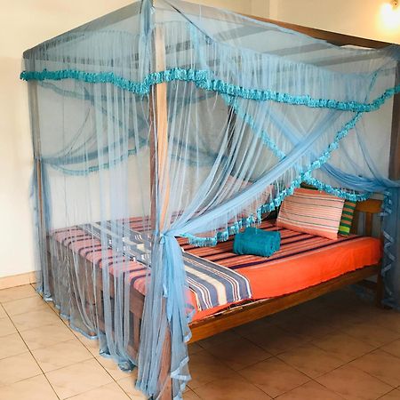 Ram'S Surfing Beach,Midigama Midigama East Exterior foto