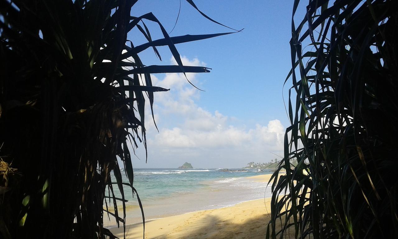 Ram'S Surfing Beach,Midigama Midigama East Exterior foto