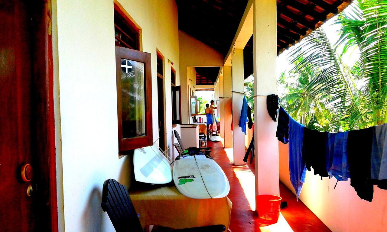 Ram'S Surfing Beach,Midigama Midigama East Exterior foto