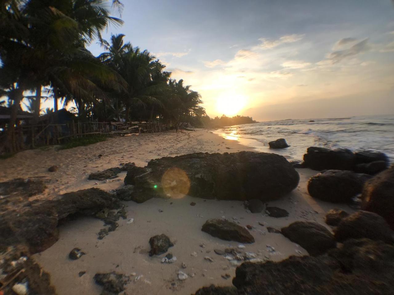 Ram'S Surfing Beach,Midigama Midigama East Exterior foto