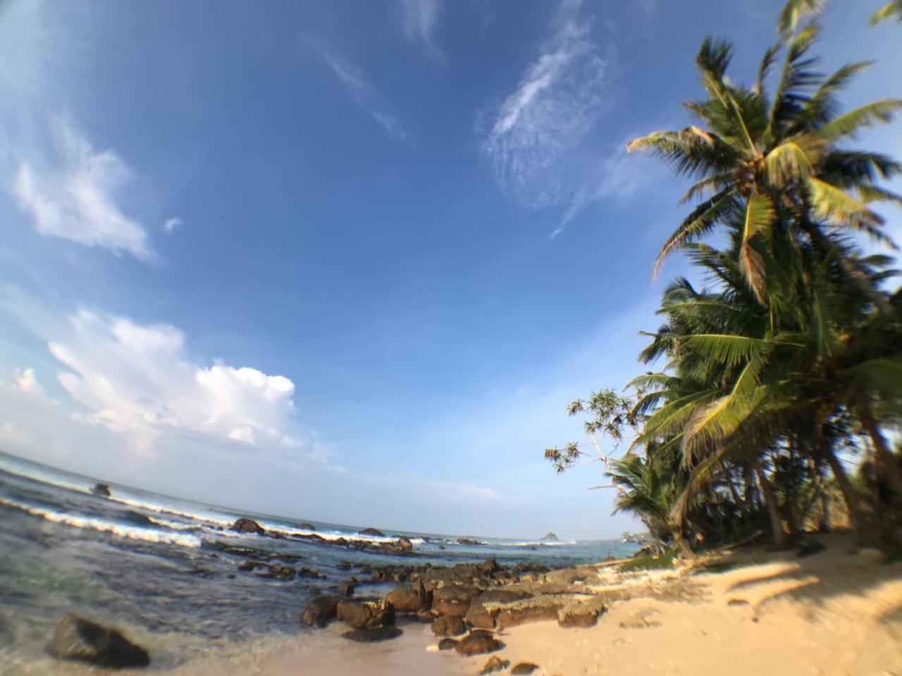 Ram'S Surfing Beach,Midigama Midigama East Exterior foto